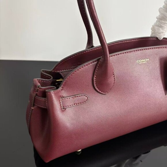 Coach vintage style Empire Carryall bag. size : 34.5*15.5*12 cm. - Picture 5 of 8